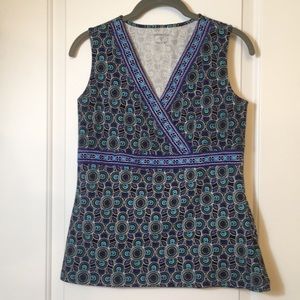 Medallion print Surplice V-neck sleeveless top